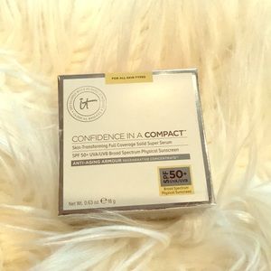 It Confidence in a Compact - Medium